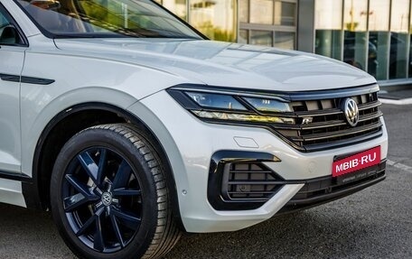 Volkswagen Touareg III, 2019 год, 4 598 000 рублей, 10 фотография