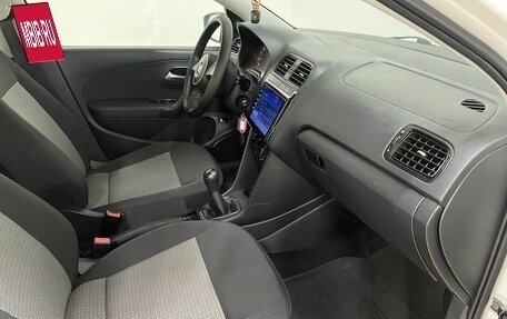 Volkswagen Polo VI (EU Market), 2013 год, 669 000 рублей, 18 фотография