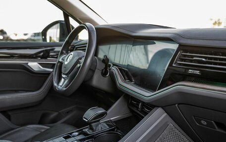 Volkswagen Touareg III, 2019 год, 4 598 000 рублей, 35 фотография