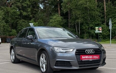 Audi A4, 2019 год, 2 290 000 рублей, 5 фотография