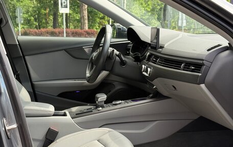 Audi A4, 2019 год, 2 290 000 рублей, 35 фотография