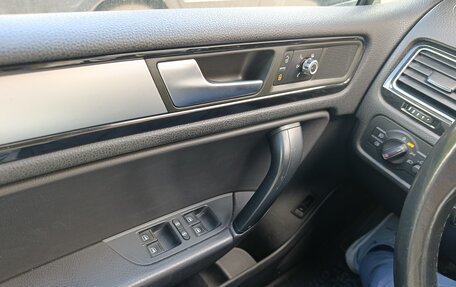 Volkswagen Touareg III, 2012 год, 1 990 000 рублей, 5 фотография