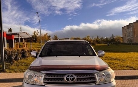Toyota Fortuner I, 2010 год, 2 350 000 рублей, 7 фотография