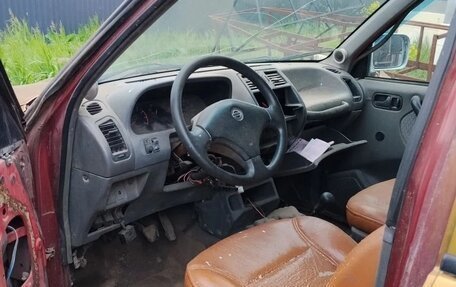 Nissan Terrano II рестайлинг, 1996 год, 150 000 рублей, 4 фотография