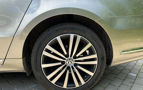 Volkswagen Passat B7, 2014 год, 1 050 000 рублей, 16 фотография