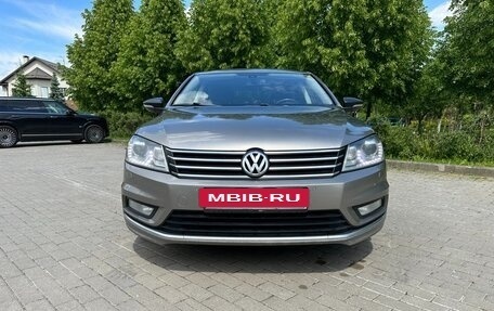 Volkswagen Passat B7, 2014 год, 1 050 000 рублей, 3 фотография