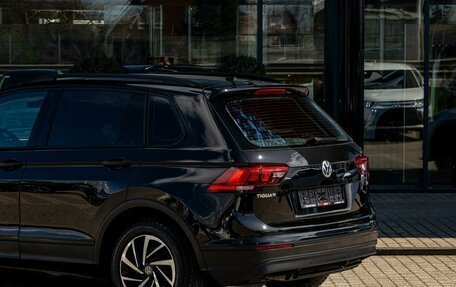 Volkswagen Tiguan II, 2018 год, 2 185 000 рублей, 10 фотография