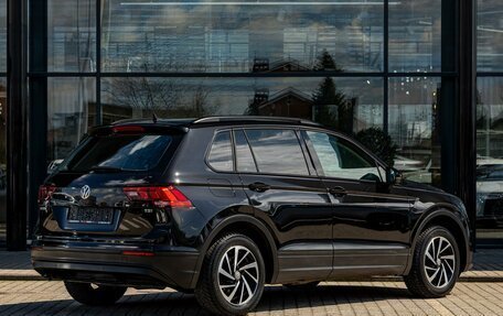 Volkswagen Tiguan II, 2018 год, 2 185 000 рублей, 6 фотография