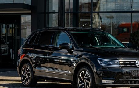 Volkswagen Tiguan II, 2018 год, 2 185 000 рублей, 7 фотография