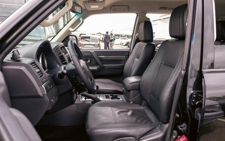 Mitsubishi Pajero IV, 2014 год, 1 935 000 рублей, 11 фотография