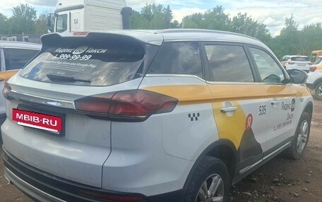 Geely Atlas, 2023 год, 1 315 000 рублей, 4 фотография