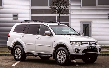 Mitsubishi Pajero Sport II рестайлинг, 2015 год, 1 595 000 рублей, 3 фотография