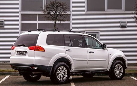 Mitsubishi Pajero Sport II рестайлинг, 2015 год, 1 595 000 рублей, 6 фотография