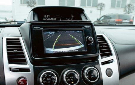 Mitsubishi Pajero Sport II рестайлинг, 2015 год, 1 595 000 рублей, 15 фотография
