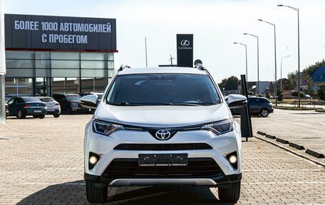 Toyota RAV4, 2019 год, 2 155 000 рублей, 2 фотография
