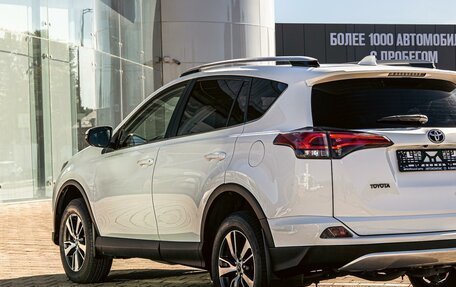 Toyota RAV4, 2019 год, 2 155 000 рублей, 8 фотография