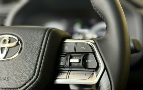 Toyota Land Cruiser, 2026 год, 16 300 000 рублей, 17 фотография