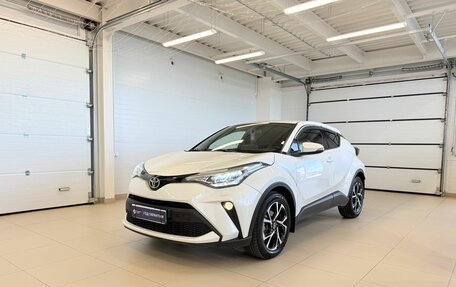 Toyota C-HR I рестайлинг, 2020 год, 2 699 900 рублей, 2 фотография