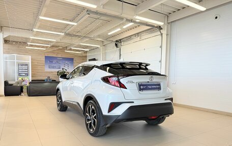 Toyota C-HR I рестайлинг, 2020 год, 2 699 900 рублей, 4 фотография