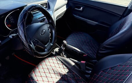 KIA Rio III рестайлинг, 2017 год, 890 000 рублей, 8 фотография