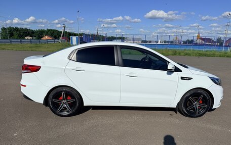 KIA Rio III рестайлинг, 2017 год, 890 000 рублей, 4 фотография