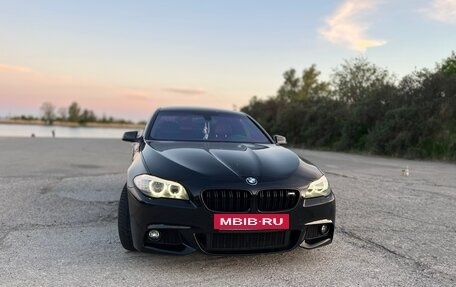 BMW 5 серия, 2011 год, 1 900 000 рублей, 2 фотография