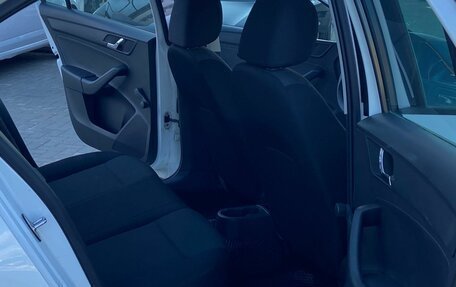 Skoda Rapid I, 2016 год, 1 100 000 рублей, 11 фотография