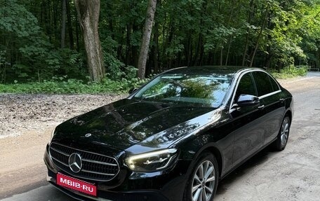 Mercedes-Benz E-Класс, 2020 год, 2 790 000 рублей, 1 фотография