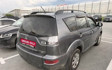 Mitsubishi Outlander III рестайлинг 3, 2012 год, 1 050 000 рублей, 4 фотография