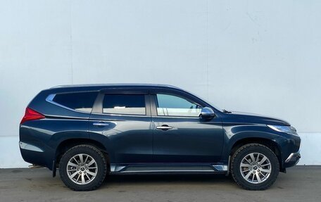 Mitsubishi Pajero Sport III рестайлинг, 2019 год, 3 250 000 рублей, 4 фотография