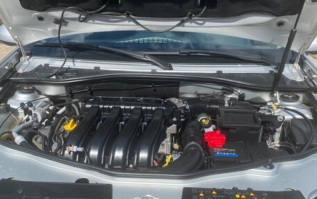 Renault Duster I рестайлинг, 2018 год, 1 900 000 рублей, 2 фотография
