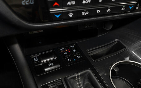 Lexus RX IV рестайлинг, 2021 год, 5 290 000 рублей, 23 фотография