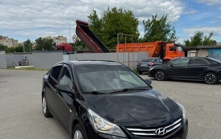 Hyundai Solaris II рестайлинг, 2016 год, 1 150 000 рублей, 1 фотография
