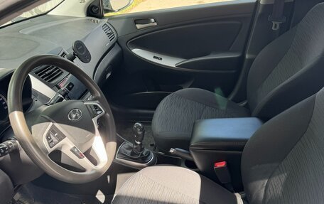 Hyundai Solaris II рестайлинг, 2016 год, 1 150 000 рублей, 9 фотография