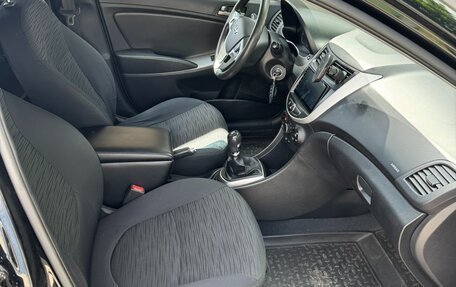 Hyundai Solaris II рестайлинг, 2016 год, 1 150 000 рублей, 10 фотография