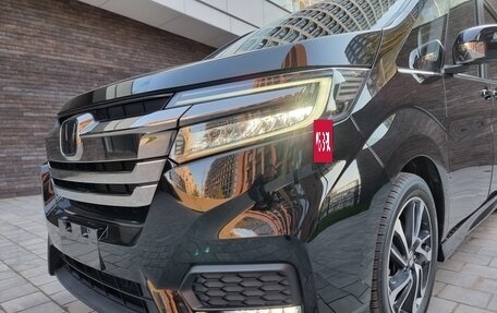 Honda Stepwgn IV, 2021 год, 3 290 000 рублей, 2 фотография