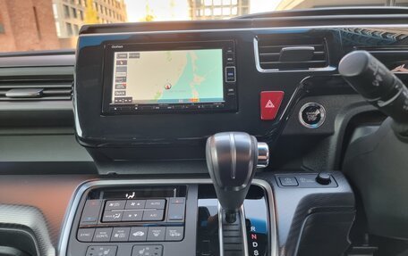 Honda Stepwgn IV, 2021 год, 3 290 000 рублей, 22 фотография