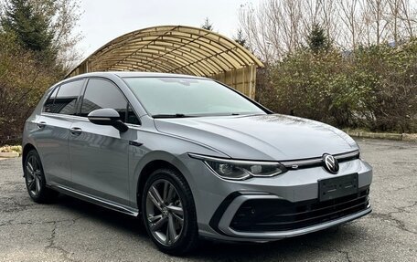 Volkswagen Golf VIII, 2022 год, 1 940 000 рублей, 3 фотография