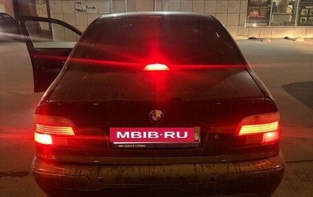 BMW 5 серия, 2001 год, 750 000 рублей, 8 фотография