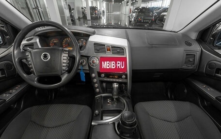 SsangYong Kyron I, 2010 год, 800 000 рублей, 8 фотография