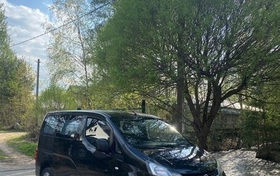 Nissan NV200, 2010 год, 1 200 000 рублей, 1 фотография