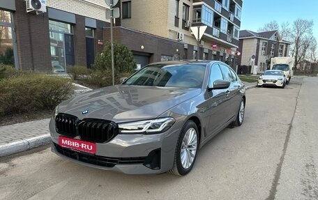 BMW 5 серия, 2021 год, 5 810 000 рублей, 1 фотография