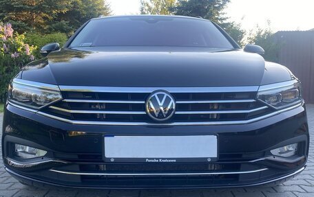 Volkswagen Passat B8 рестайлинг, 2022 год, 2 500 000 рублей, 12 фотография