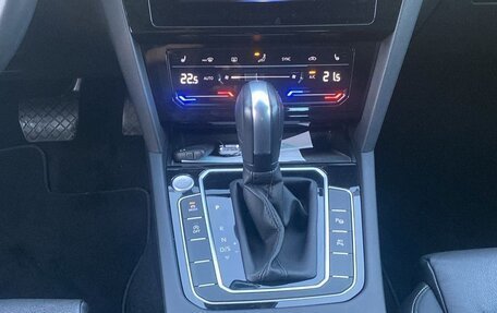 Volkswagen Passat B8 рестайлинг, 2022 год, 2 500 000 рублей, 34 фотография