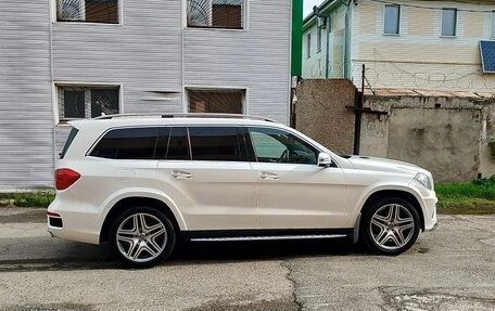 Mercedes-Benz GL-Класс, 2015 год, 3 100 000 рублей, 3 фотография