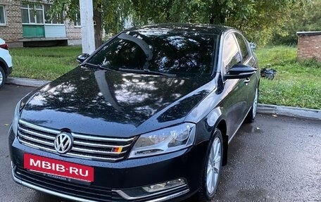 Volkswagen Passat B7, 2011 год, 1 050 000 рублей, 4 фотография