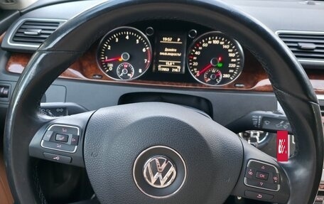 Volkswagen Passat CC I рестайлинг, 2011 год, 1 950 000 рублей, 34 фотография