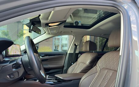 BMW 5 серия, 2021 год, 5 810 000 рублей, 21 фотография