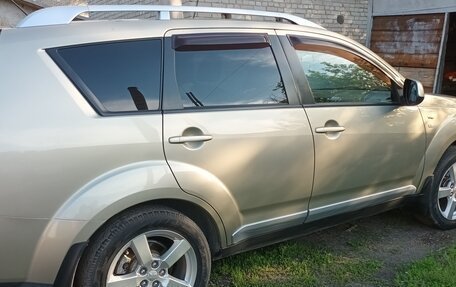 Mitsubishi Outlander III рестайлинг 3, 2008 год, 1 450 000 рублей, 5 фотография
