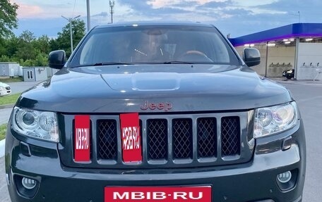 Jeep Grand Cherokee, 2011 год, 1 650 000 рублей, 2 фотография